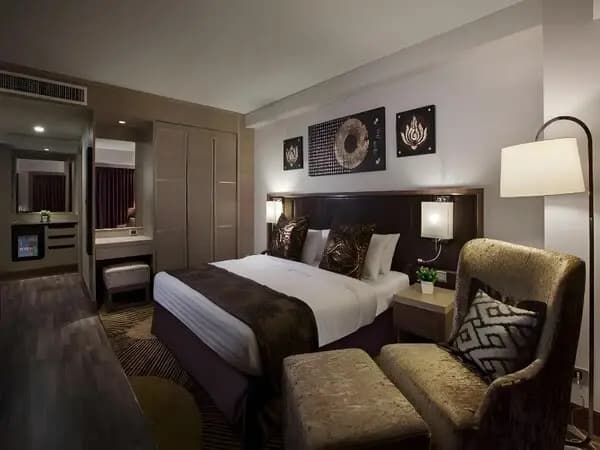 Ramada Sukhumvit Soi Eleven (Ramada Graand Swiss Sukhumvit 11) - photo 35