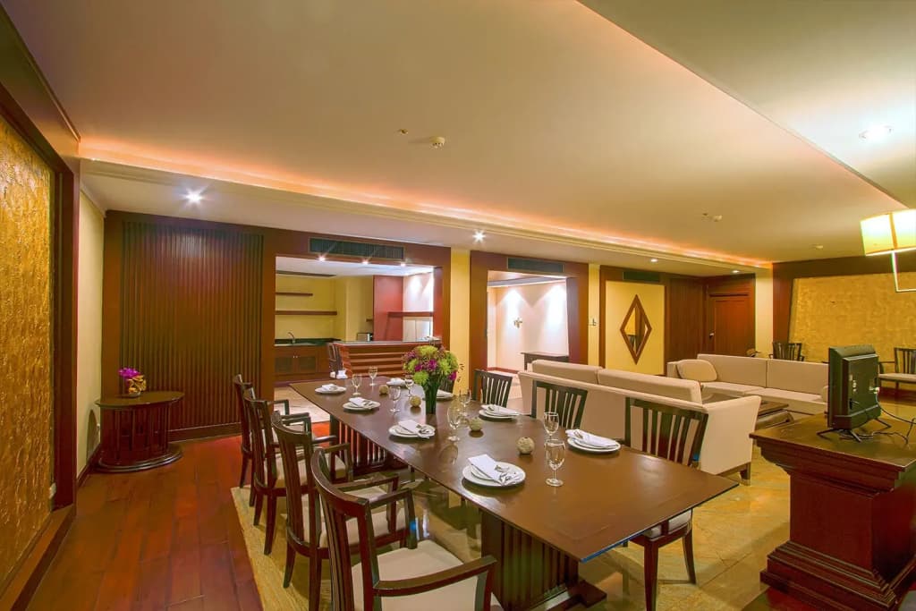 Long Beach Garden Hotel & Pavilions - photo 39