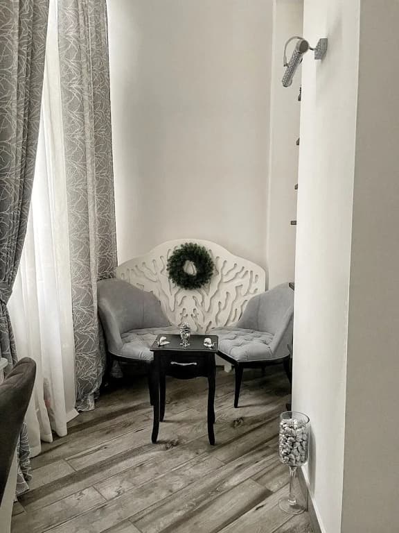 Anna Stevar Brand Apartments - photo 10