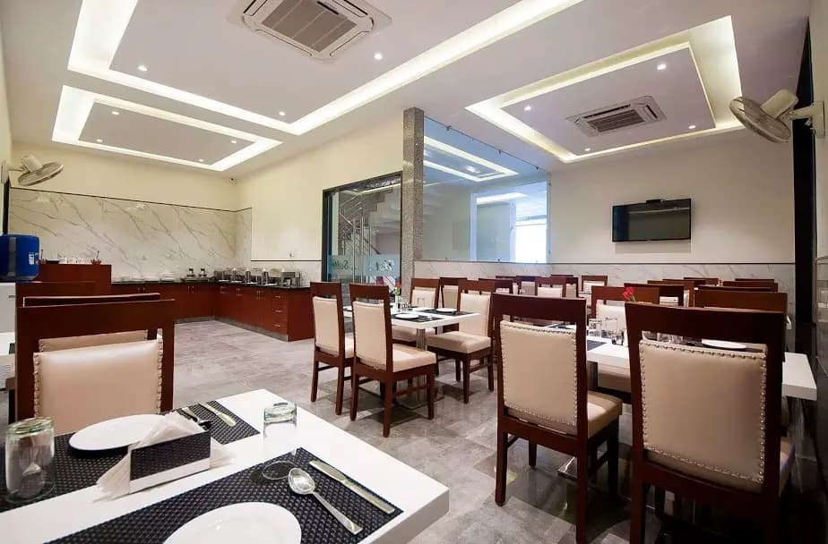 Z Suite Hotel - photo 16