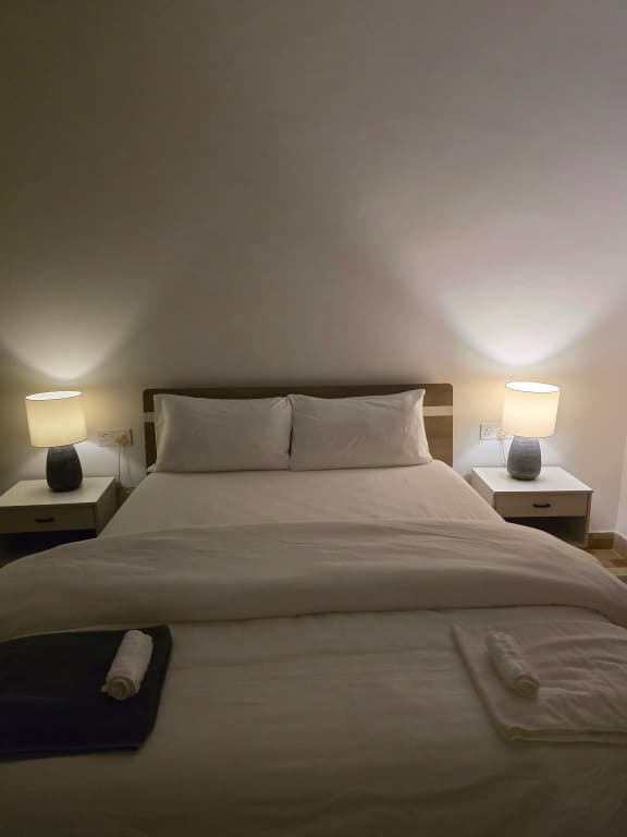 The Happiness Sun Suites Guest House - photo 2