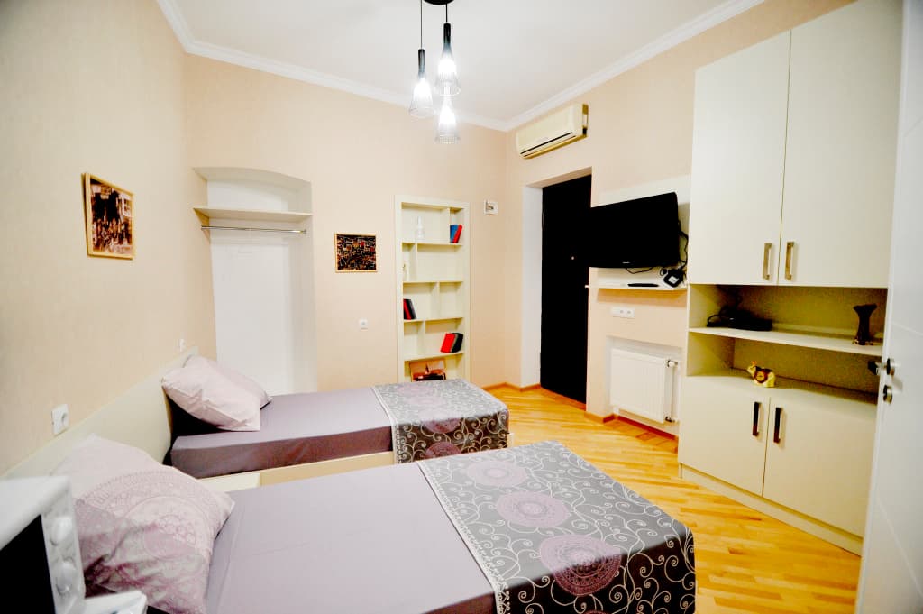 Old Arsena Apartments - photo 5
