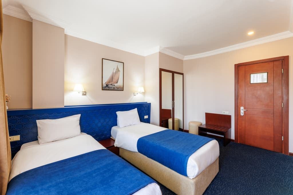 Cruise Hotel - photo 22