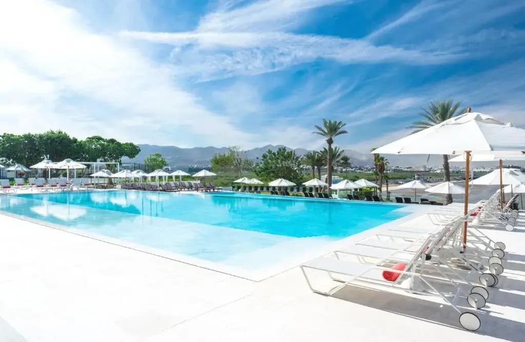 Crowne Plaza Muscat by IHG Hotel - photo 12