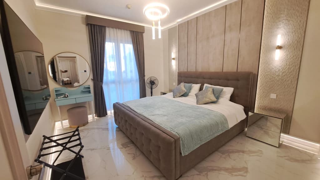 Palmbay 2BR Burj Khalifa View Apartments - photo 6