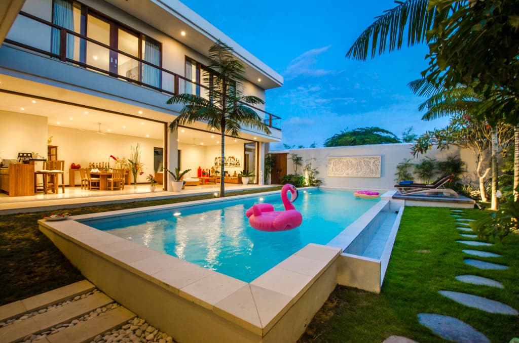Trendy Villa with Private Pool - main photo