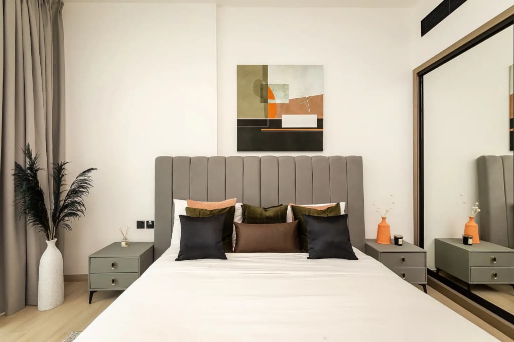 Brand New 1 Bedroom JVC Binghatti Crescent Apartments - photo 3