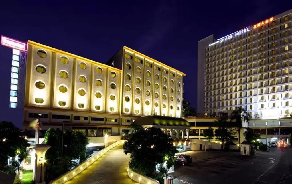 Grace Hotel Bangkok - photo 37