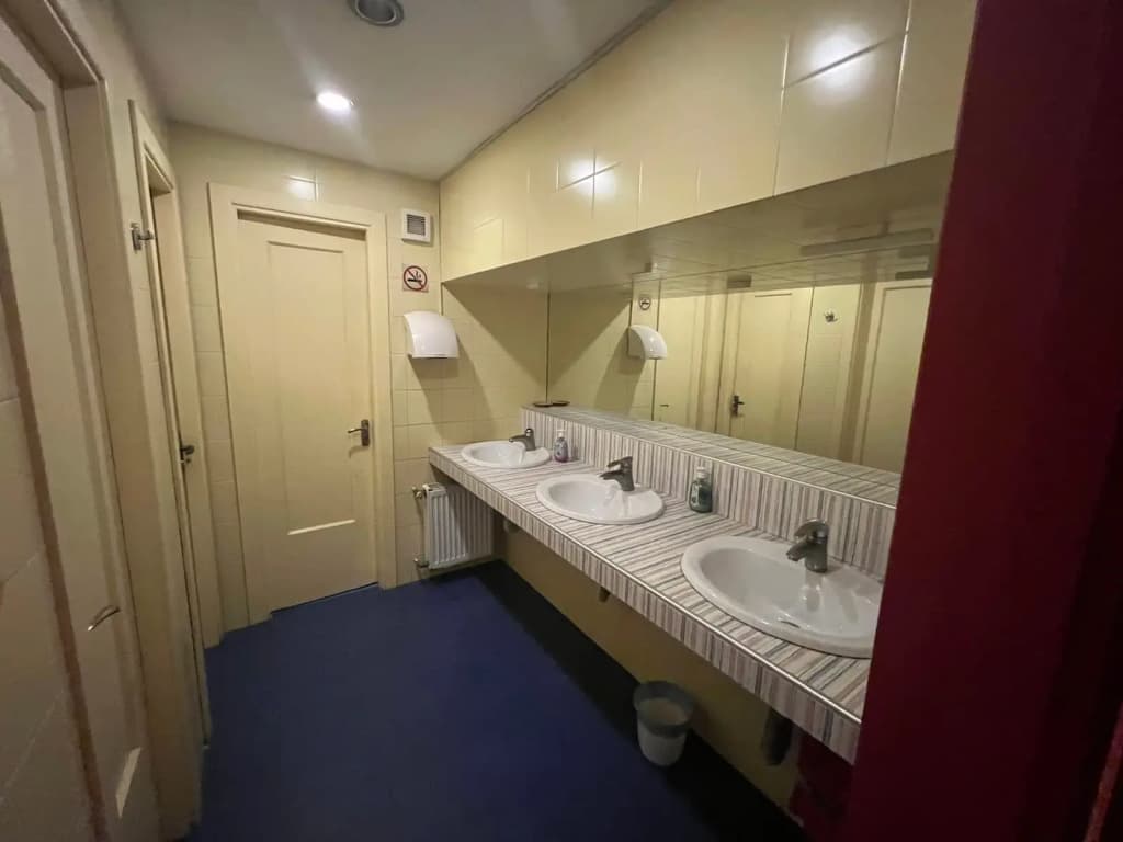 Galaxy Hostel - photo 16