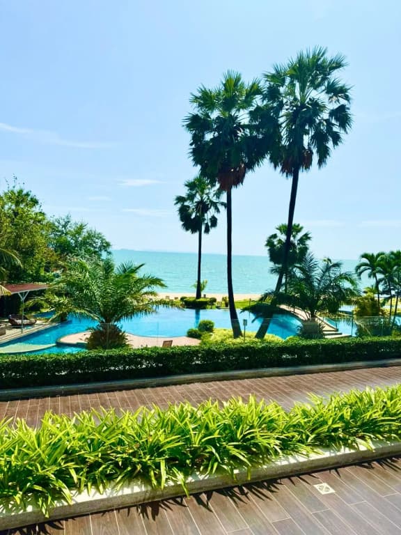 Palm Wongamat Pattaya Apartments - photo 6