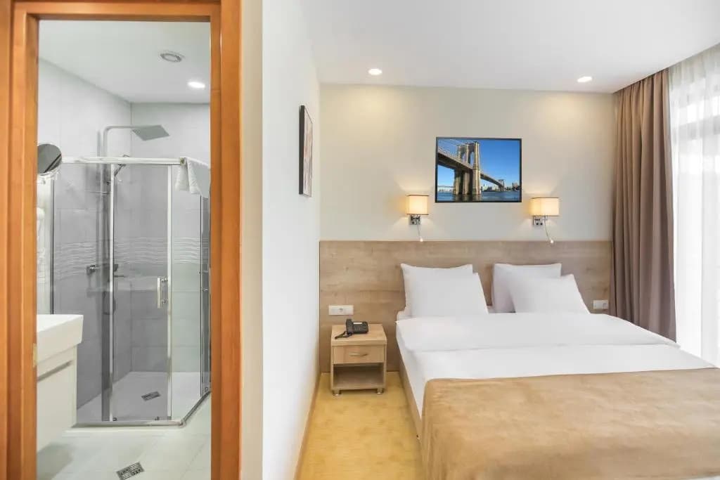 Atrium Boutique Hotel - photo 3