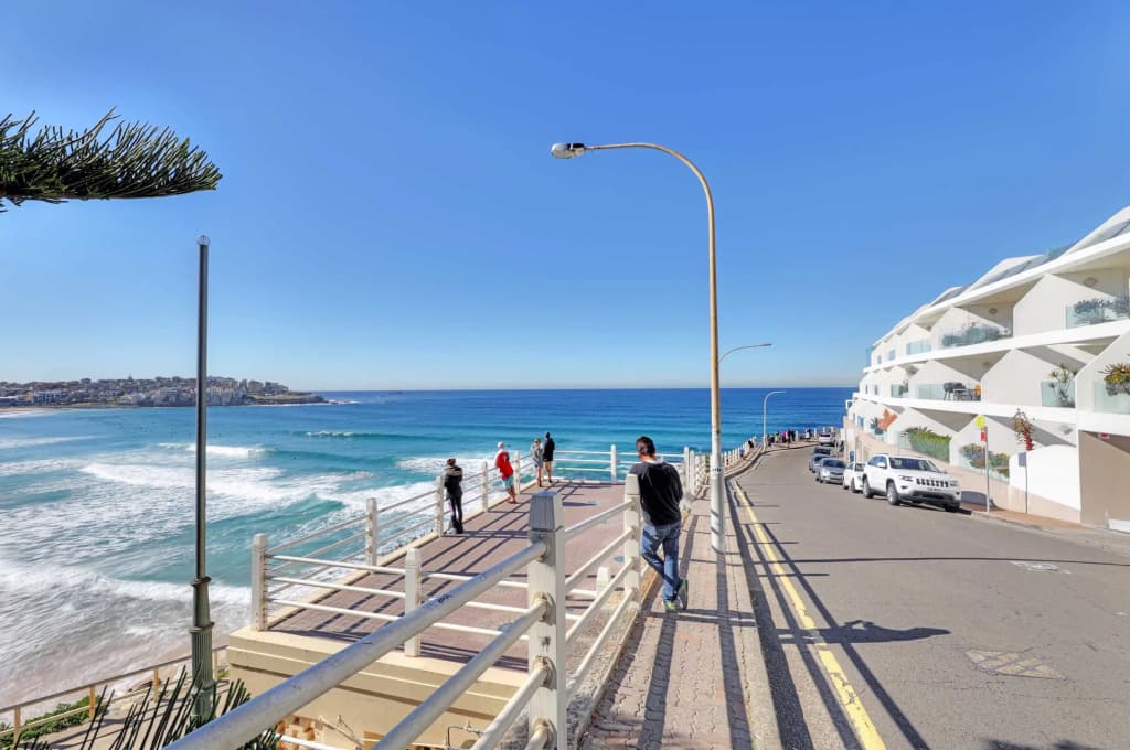 Private Beach House in Bondi Apartments - photo 17