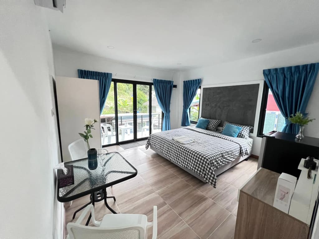 Paradise Corner Apartments - photo 13