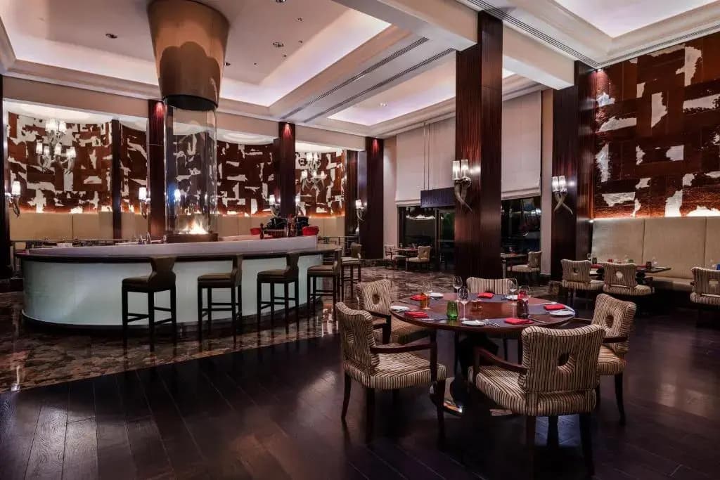 Sheraton Oman Hotel - photo 30