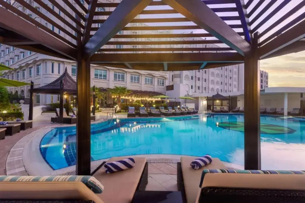 Hotel Radisson Blu Hotel, Muscat - photo 17