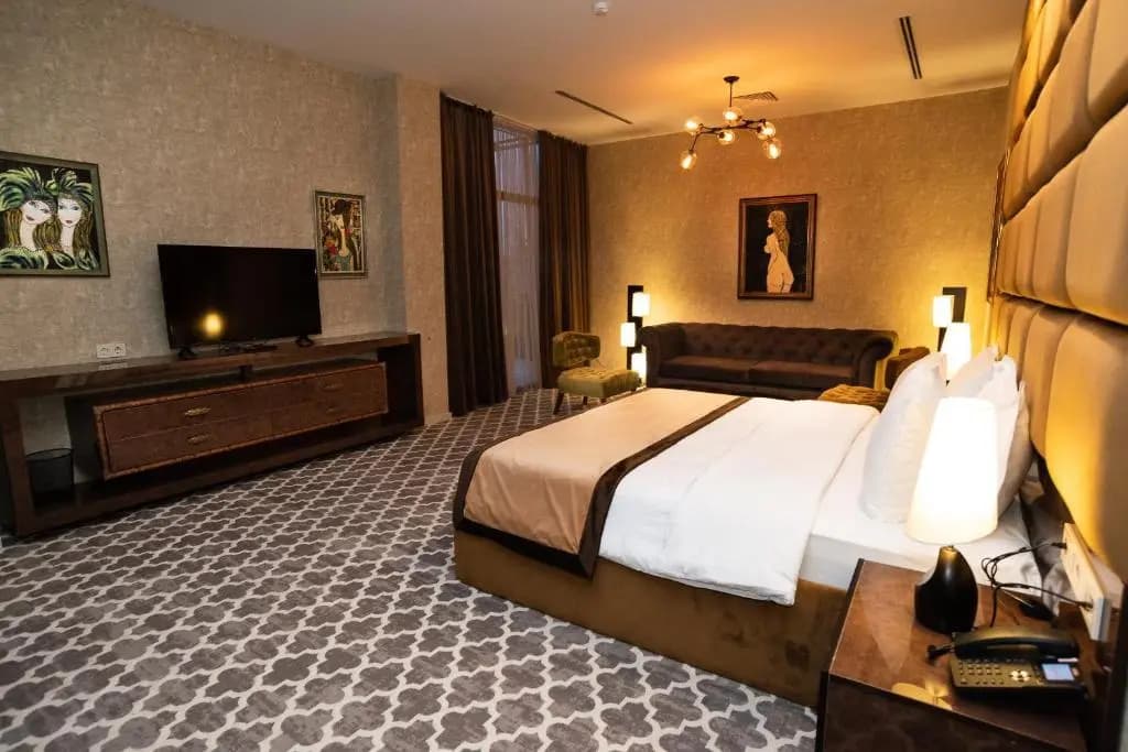 Gallery Art Hotel - photo 9