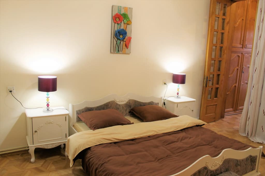 Rustaveli Avenue 1 Hostel - photo 4