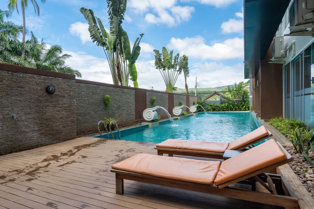 Studio Apartment with King-bed and Pool Apartments - main photo