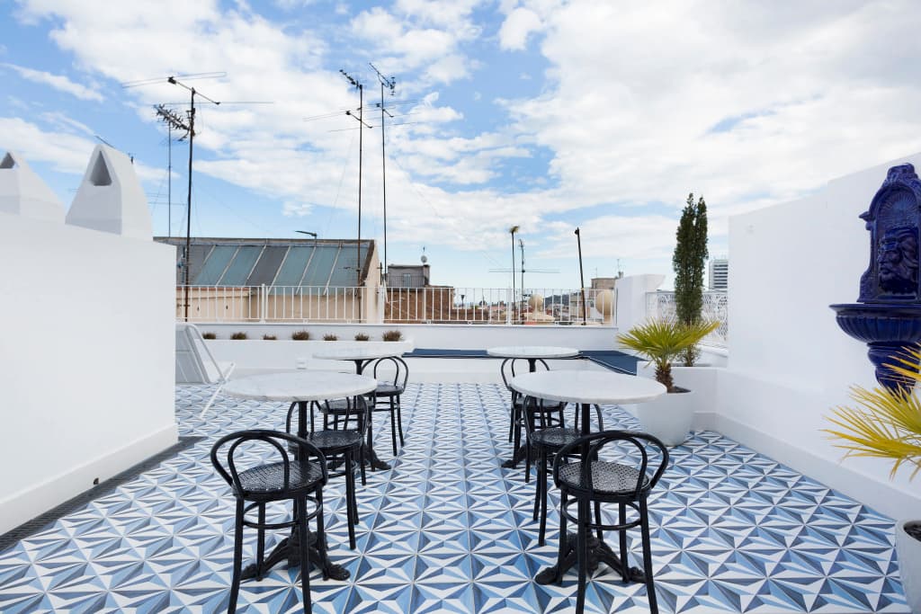 Thesuites Barcelona Apartments - photo 17