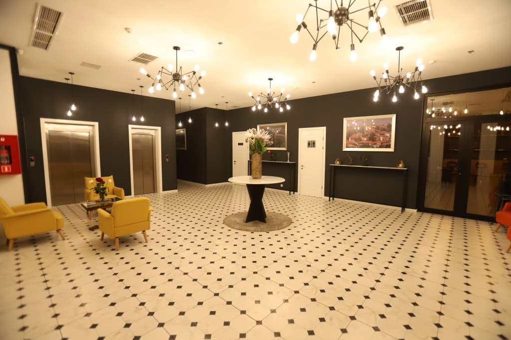 Bricks Hotel - photo 4
