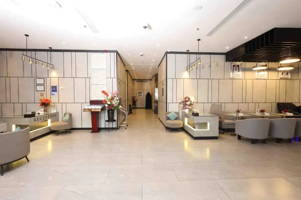 Fortis Hotel - photo 4