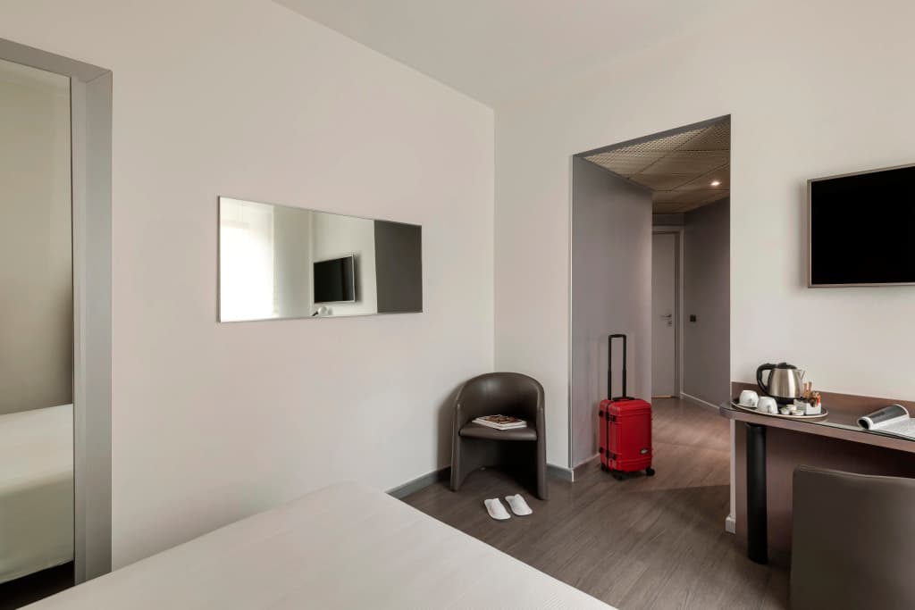 Mediolanum Hotel - photo 34