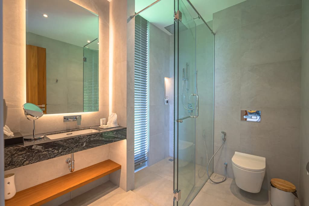 Luxury Infinity Pool Villa in Nai Harn Villa - photo 14
