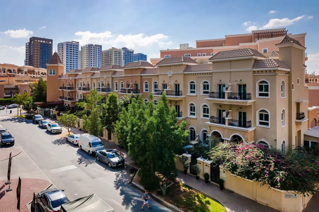 Brand New 1 Bedroom JVC Binghatti Crescent Apartments - photo 10