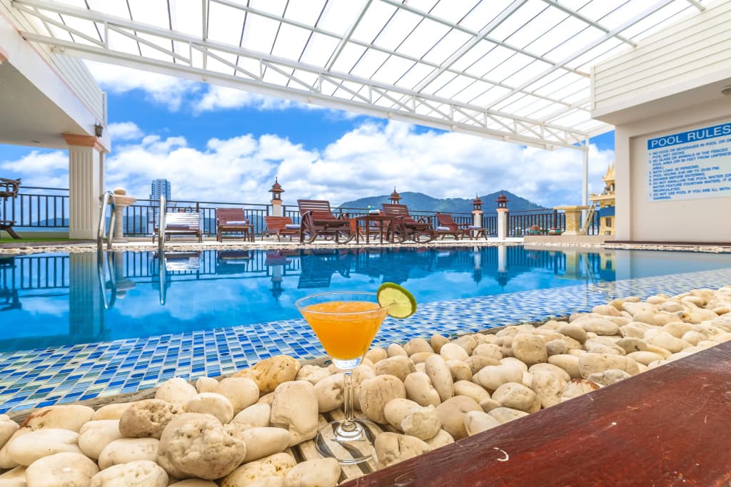 Azhotel Patong Hotel - photo 14