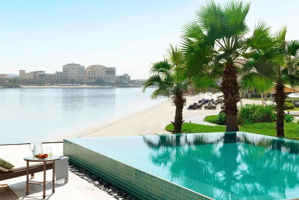 The Ritz-Carlton Abu Dhabi, Grand Canal Hotel - photo 21