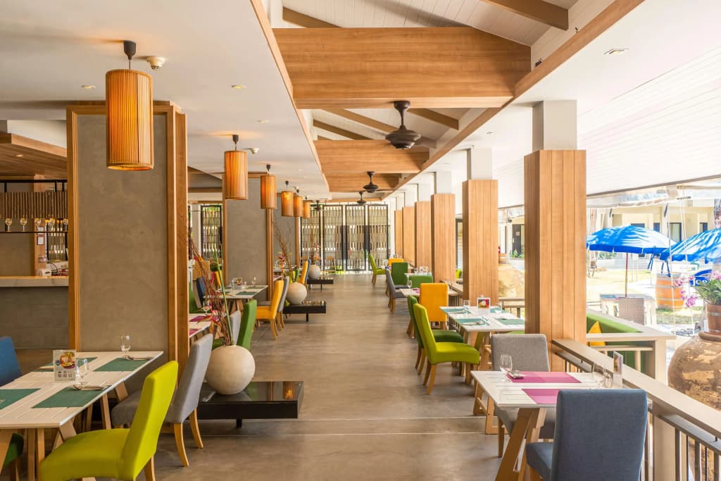 Radisson Resort and Suites Phuket Hotel - photo 7