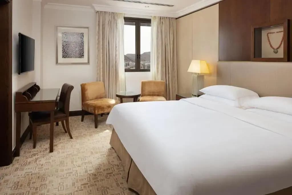 Sheraton Oman Hotel - photo 23