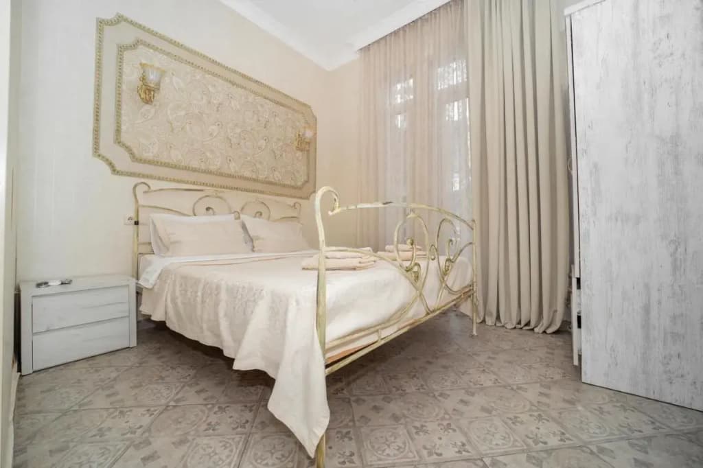 Old Tbilisi Apart Hotel - photo 1
