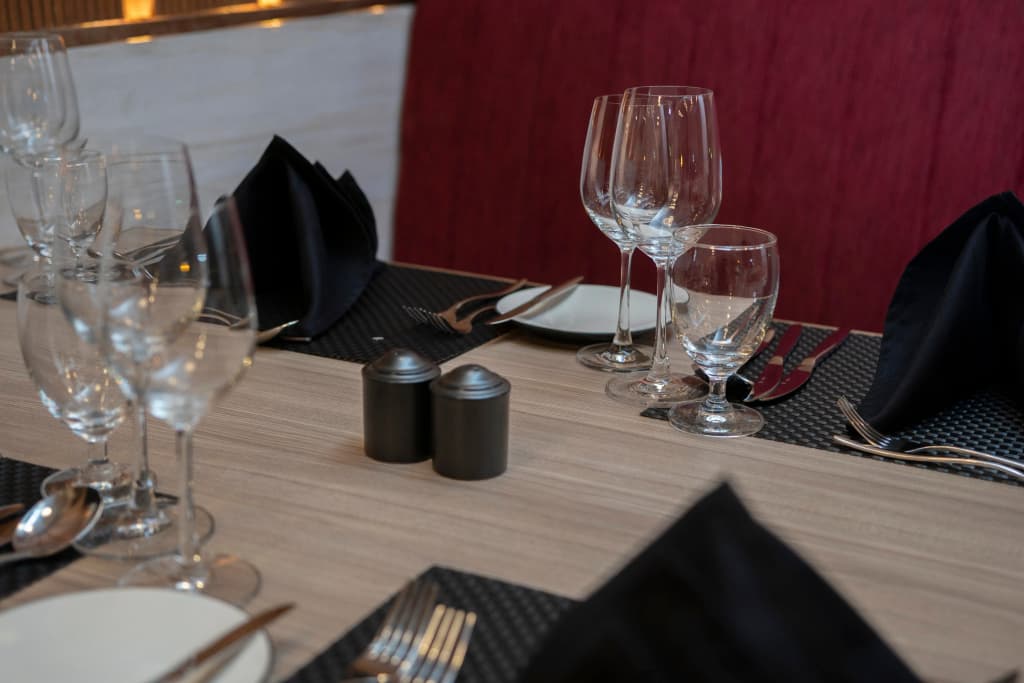 Zest Metropole Hotel - photo 12