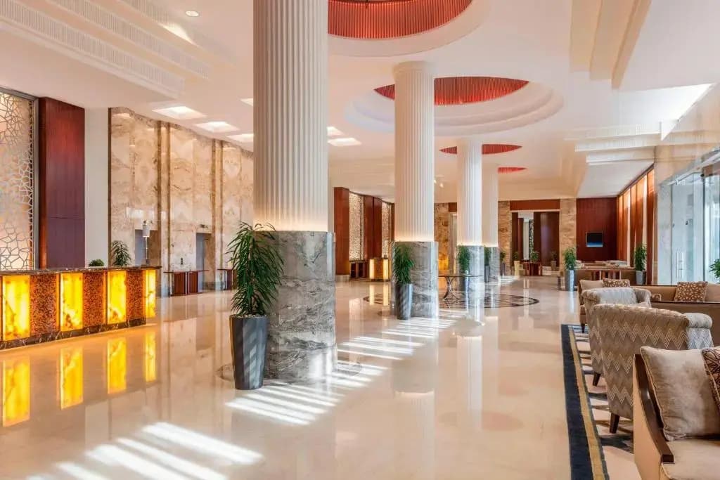 Sheraton Oman Hotel - photo 4