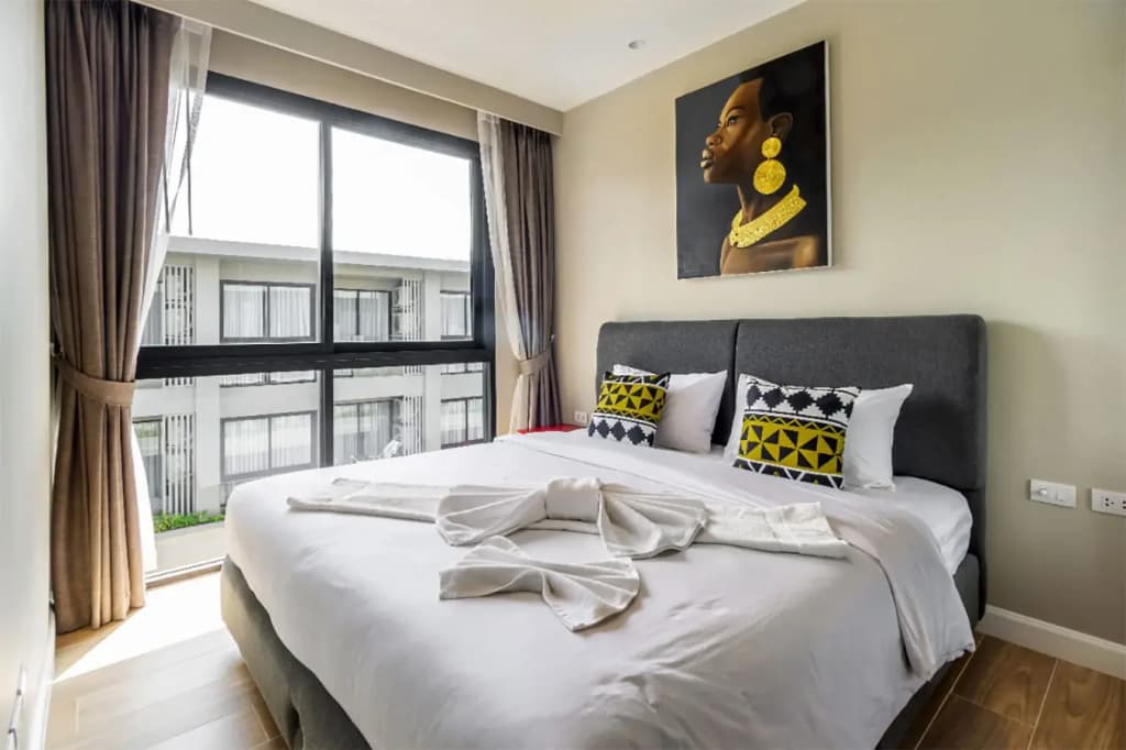 Diamond Condominium by Alexanders Apartments - photo 12