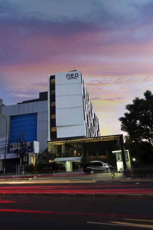 Neo Tendean Hotel - main photo