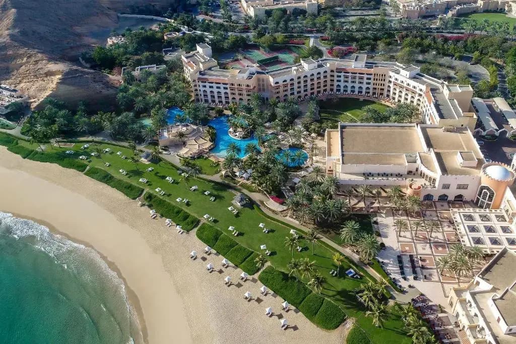 Hilton Muscat Al Bandar - photo 1