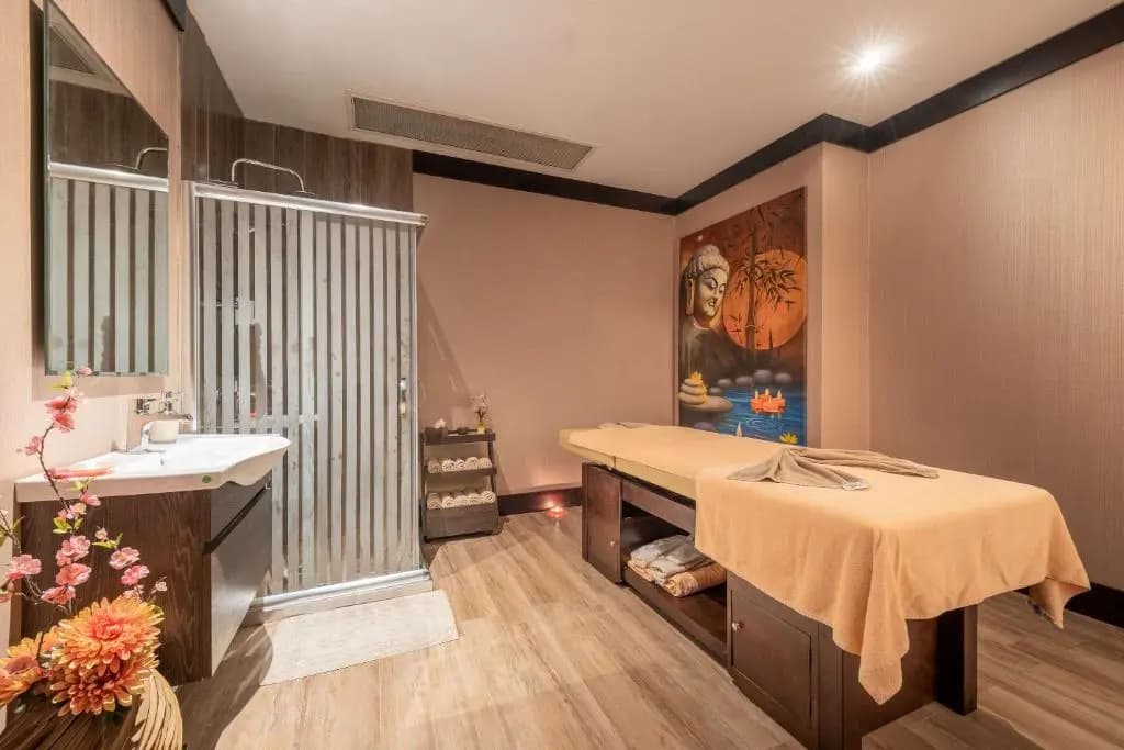 Clarion Istanbul Mahmutbey Hotel - photo 21