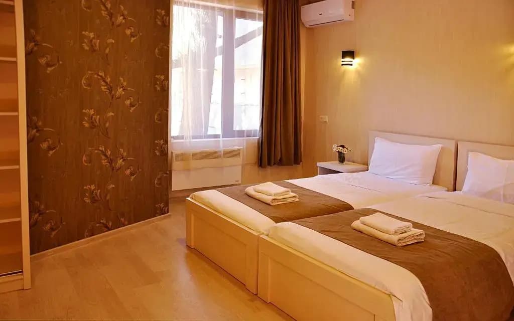 Tiflis Hotel - photo 6