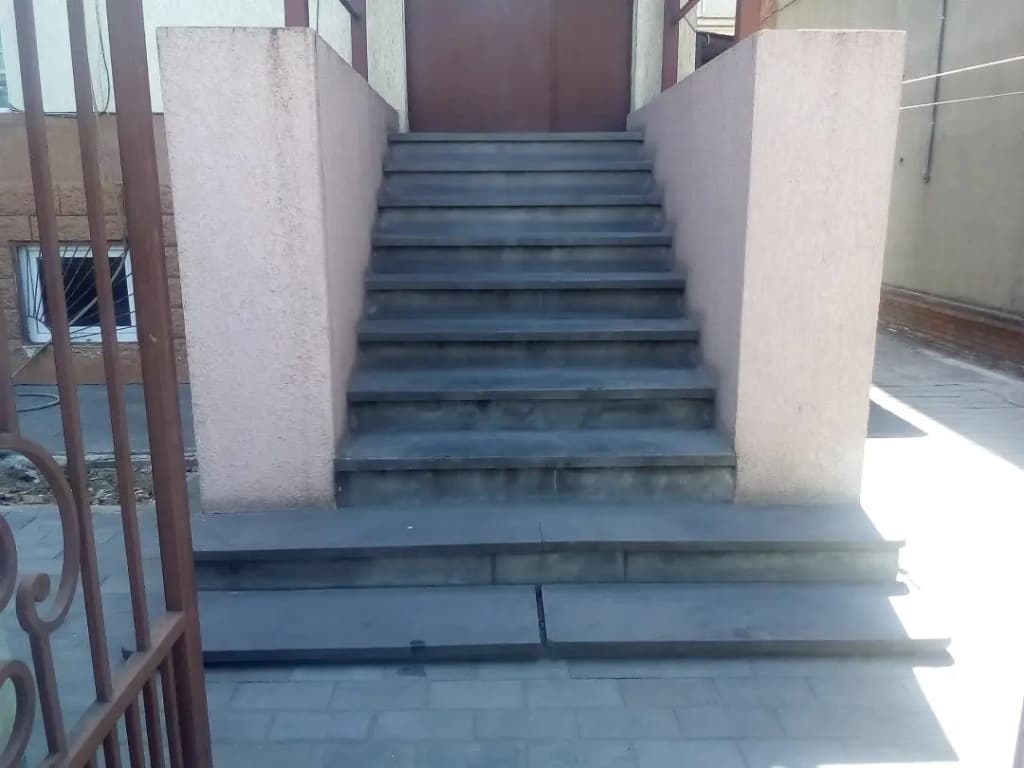Old Isani Hotel - photo 7