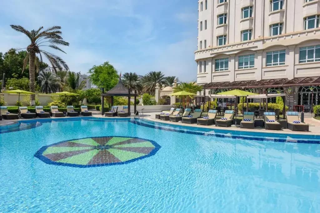 Hotel Radisson Blu Hotel, Muscat - photo 21