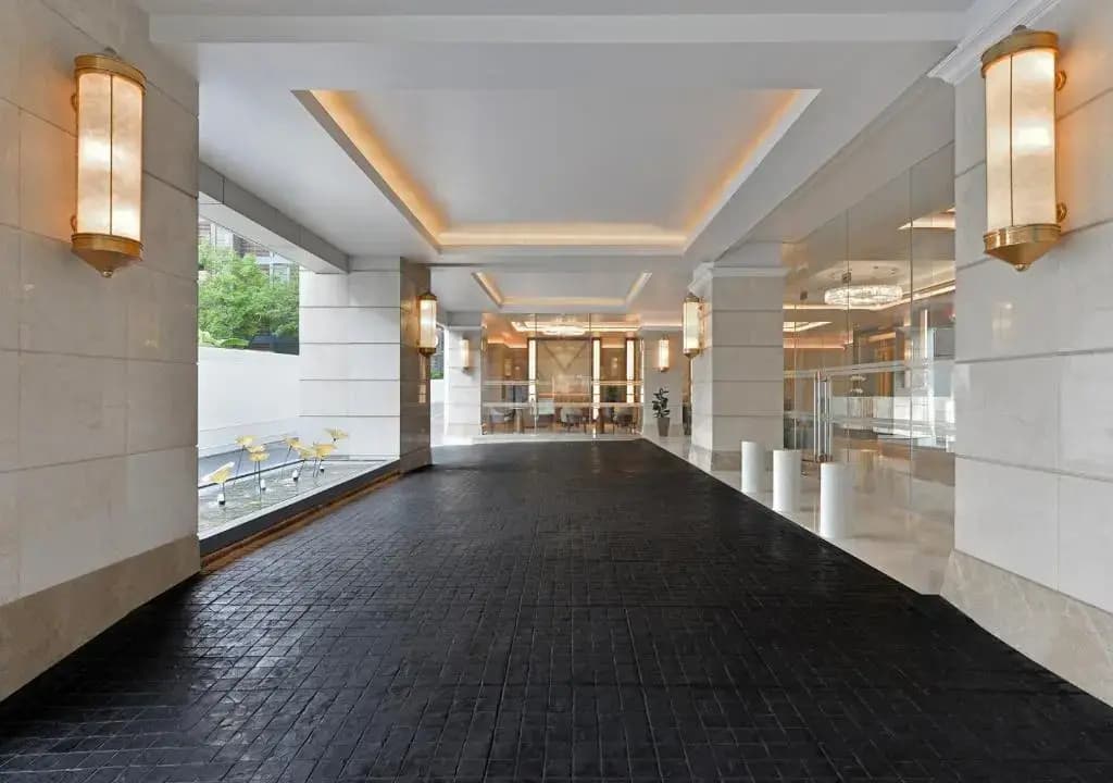 Centre Point Hotel Sukhumvit 10 - photo 48