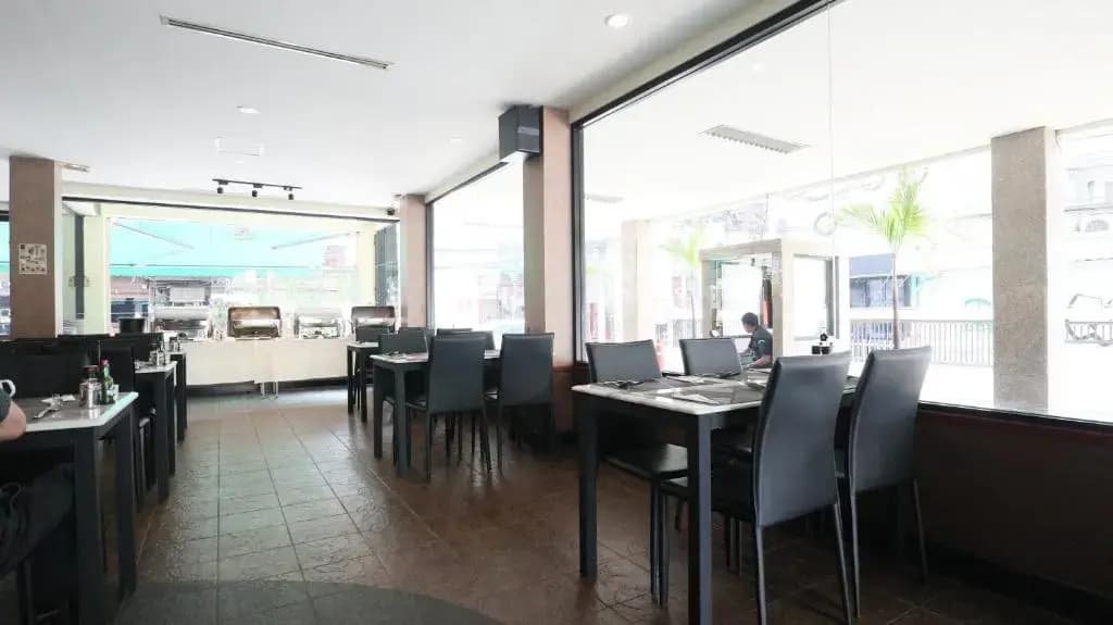 Admiral Suites Bangkok - photo 40