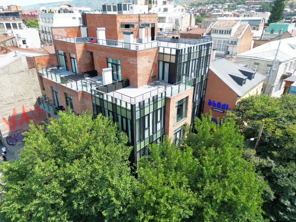 Bricks Hotel - photo 1
