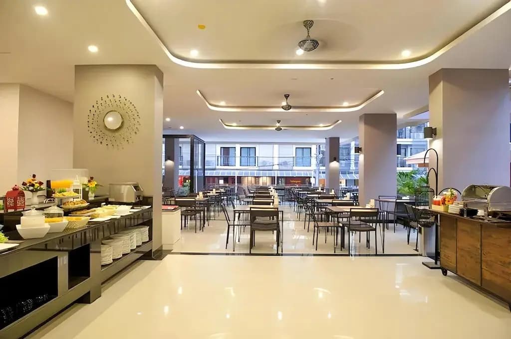 Gu Hotel Patong - photo 10