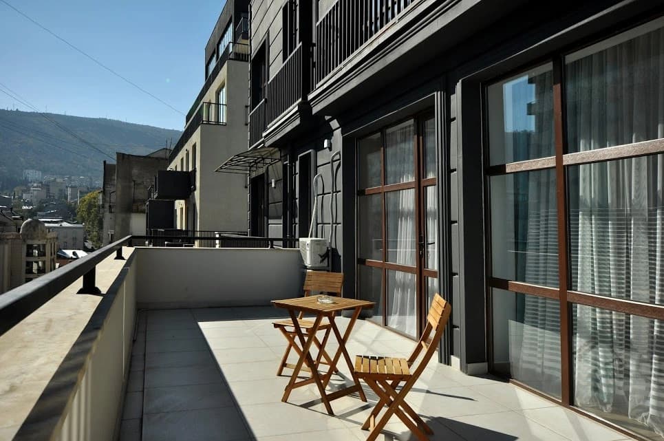 BFG Suites Apartments - photo 4