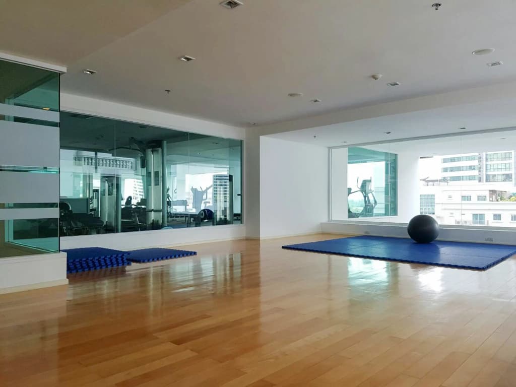 GM Serviced Apartment Hotel - photo 6