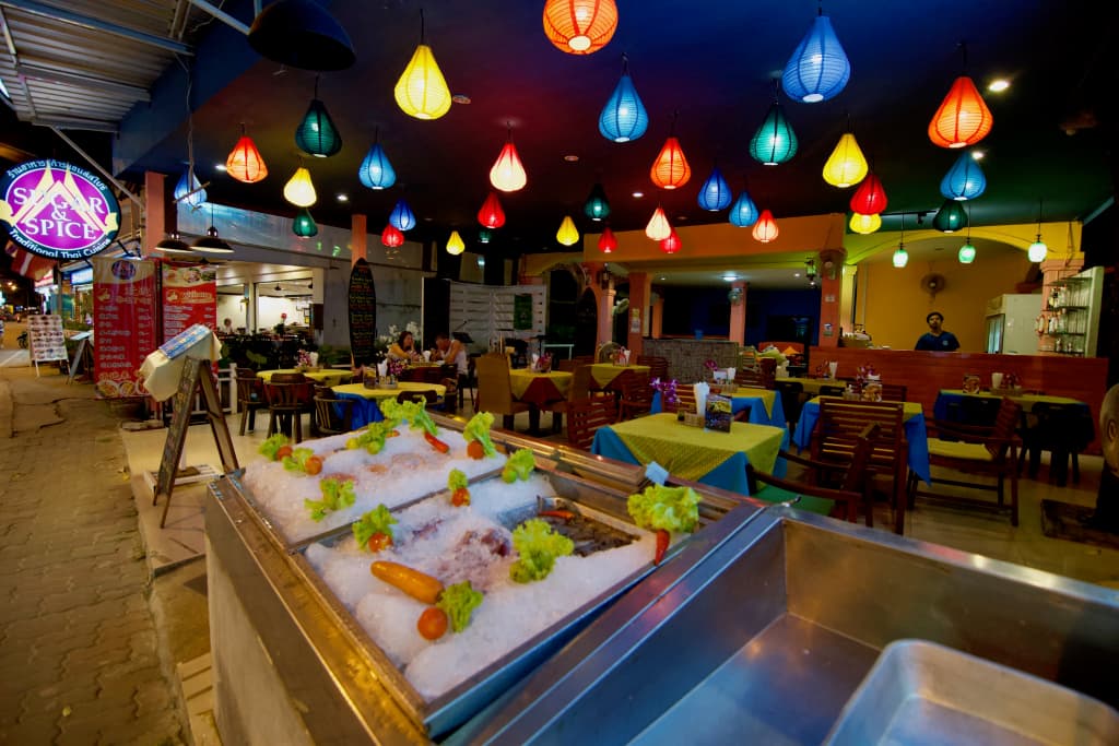 Sugar Inn Phuket Guest house - photo 6
