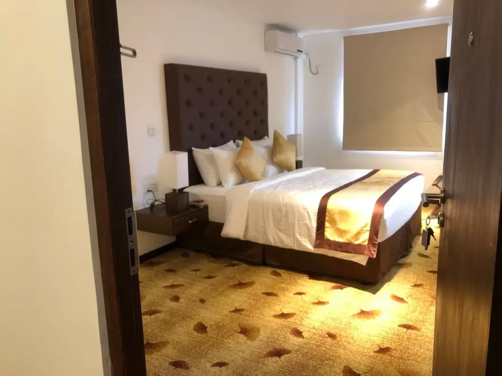 City Colombo 02 Hotel - photo 3